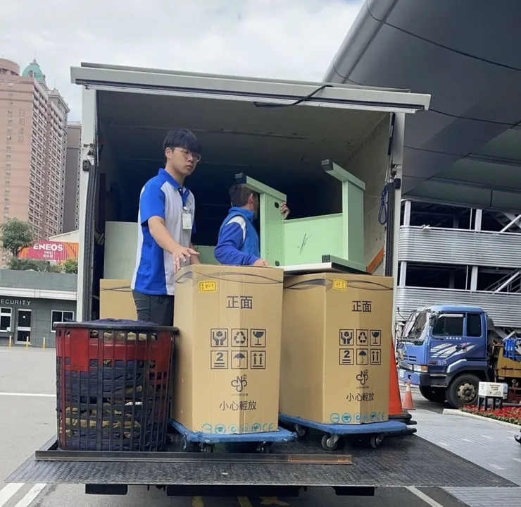「康潔搬家」提供家庭搬遷「精緻」服務，傢俱打包、搬運、送到指定地點、拆箱、上架，客戶無須自己動手。圖/業者提供