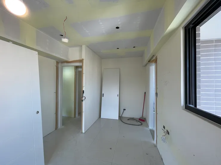 天花板與牆面批土