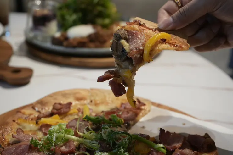 青蔥櫻桃鴨薄餅