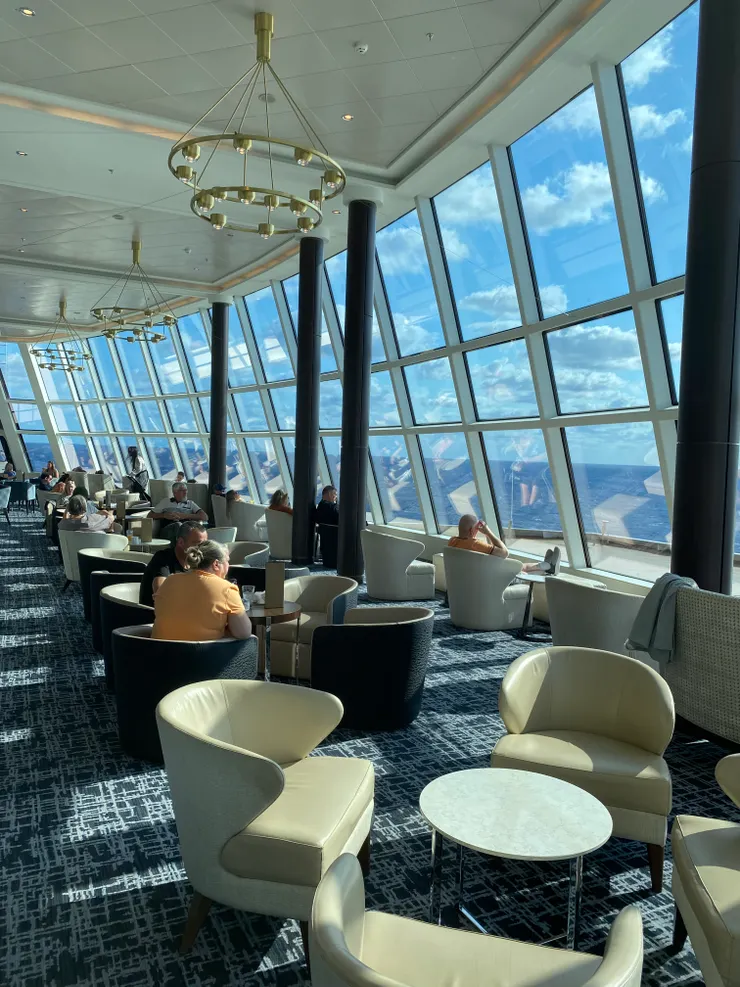 Observation Lounge 觀景交誼廳