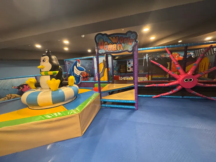 就是這個大企鵝,可手動旋轉