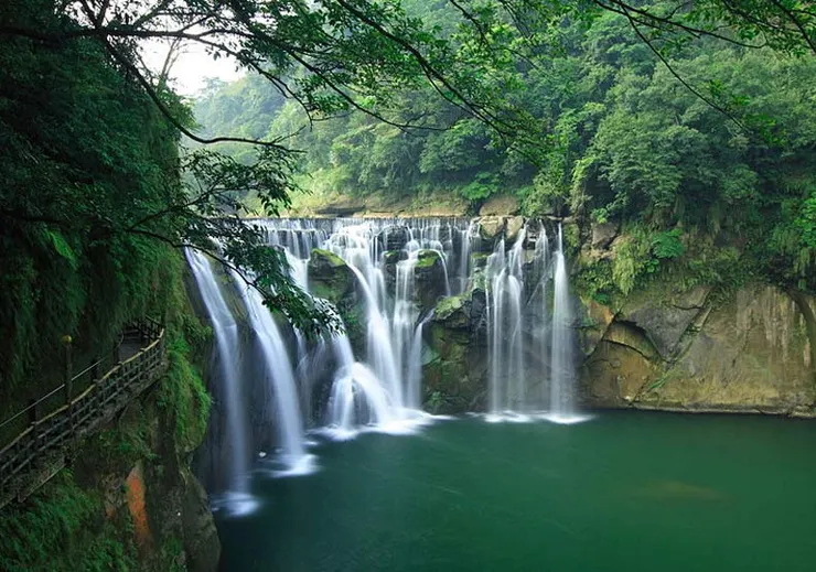 山高水長