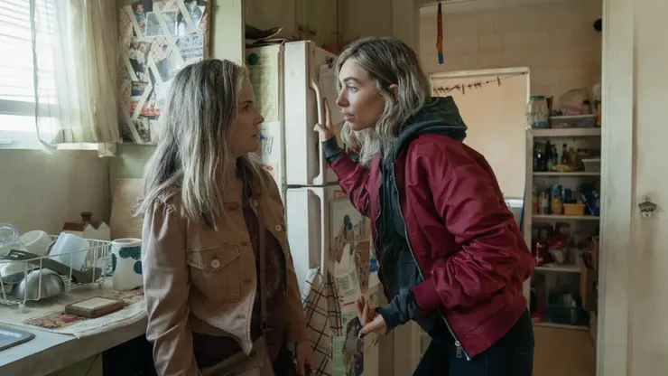 母親一角由珍妮佛傑森李(Jennifer Jason Leigh)飾演