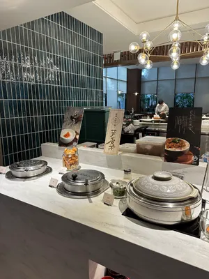 還有好濃郁的美味杏仁茶