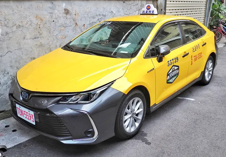 計程車，來源：維基百科