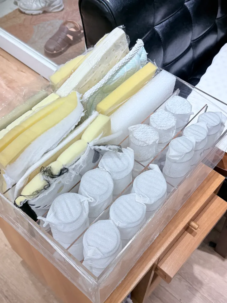 班尼斯門市內展示床墊材料