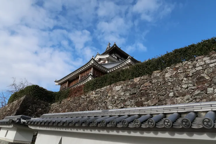 開始攻城。