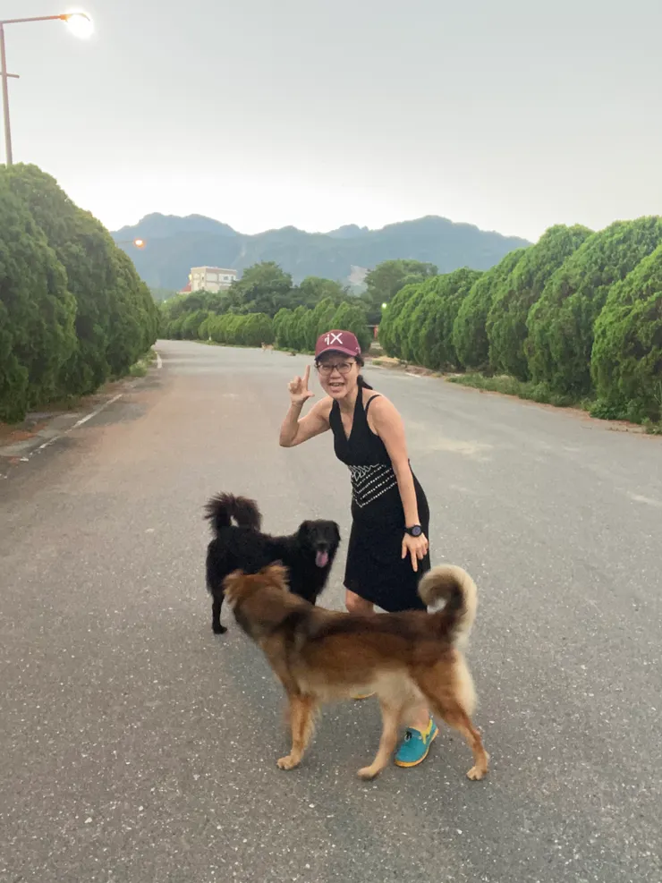 可愛的露露跟毛毛，很愛搶鏡頭