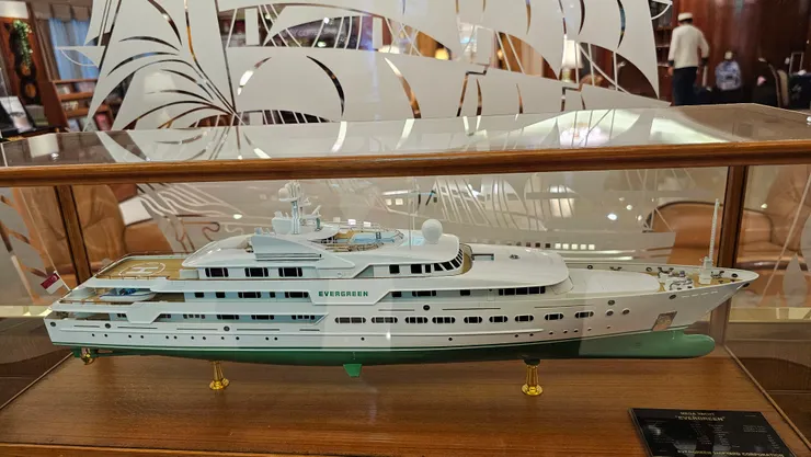 張榮發私人遊艇長榮號!