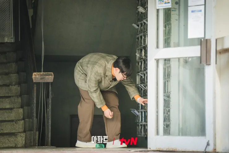 《公寓404》第 2 集尋找線索