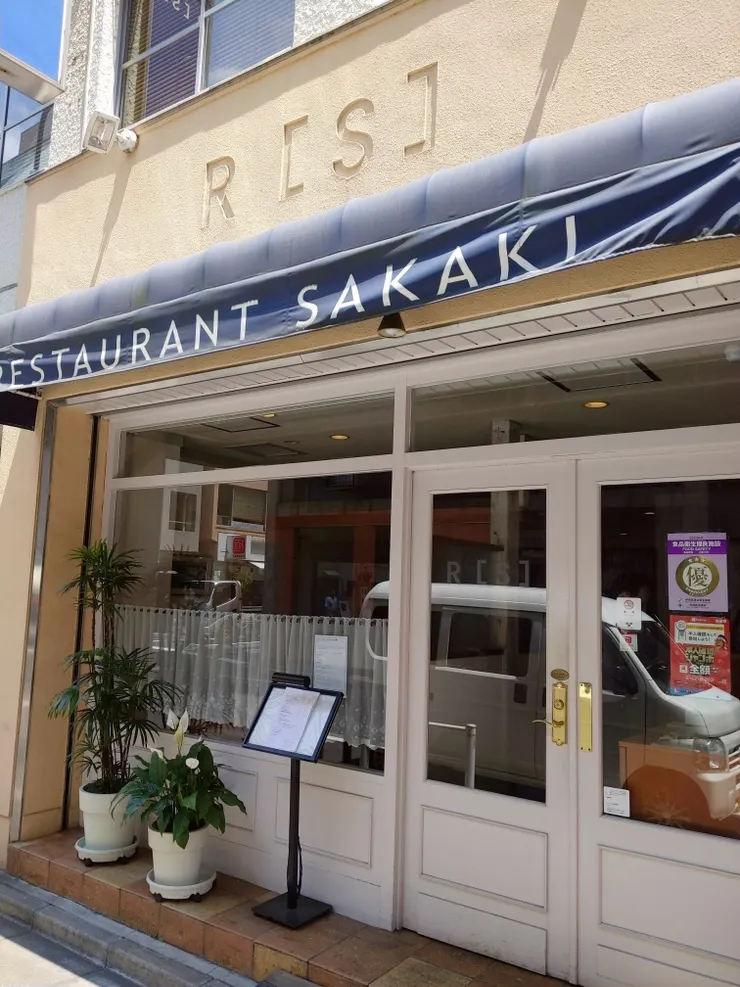 位於東京車站附近的SAKAKI餐廳(圖片來源:金匠)