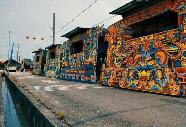 酬神戲棚盛會（圖片截圖於網路）