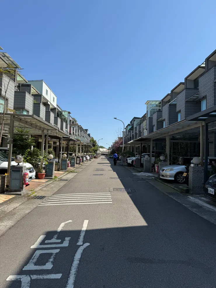 2026/02/23 蘋果村社區的街道