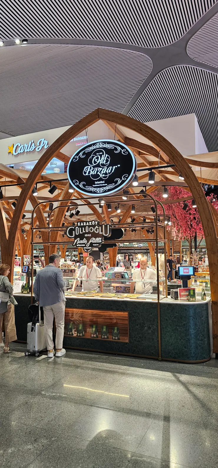 伊斯坦堡機場當地小吃攤