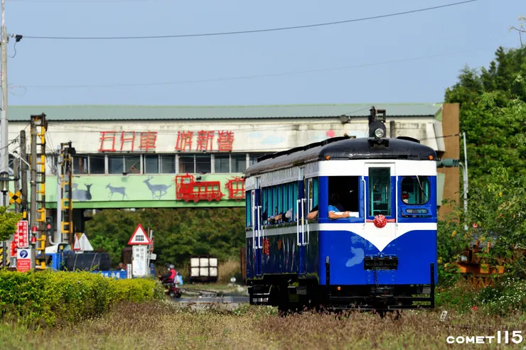 曾是製糖重鎮的新營不僅有懷舊小火車可以搭乘,也很適合用自行車尋找糖鐵秘境