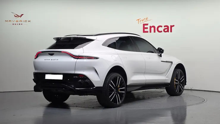 Aston Martin DBX 707韓規外匯車