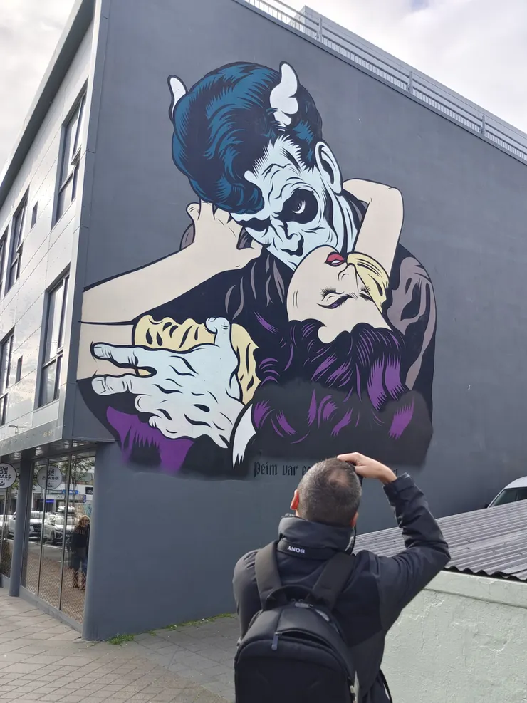 Vampire Mural(吸血鬼壁畫)