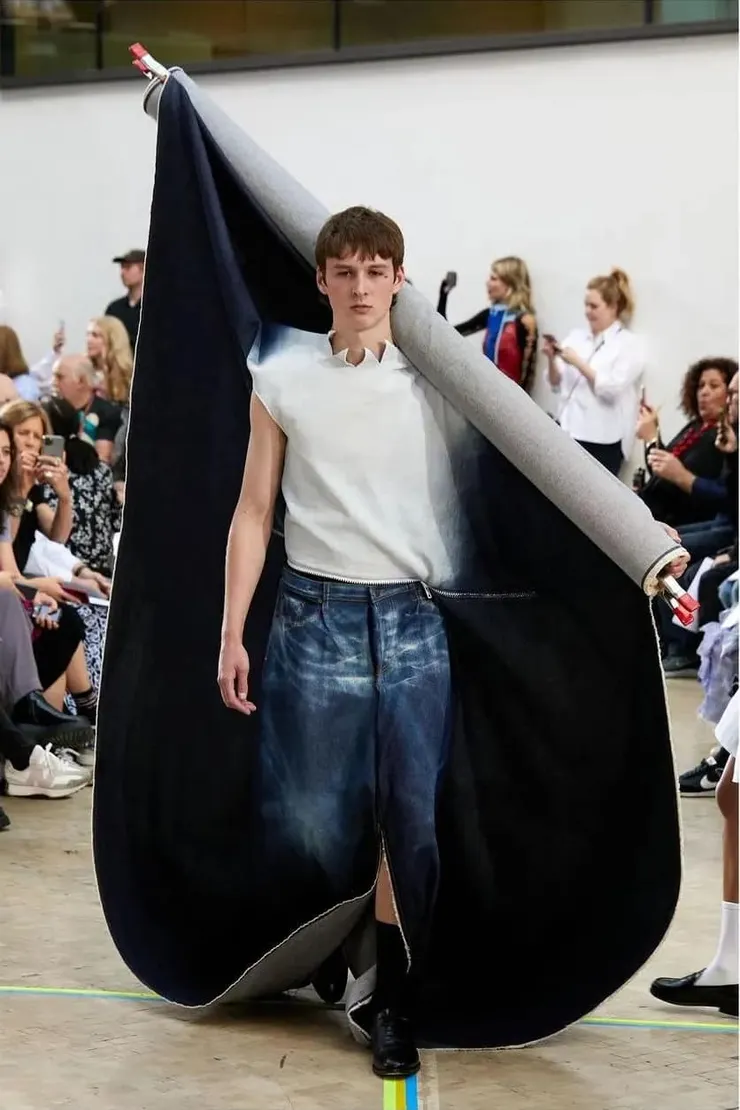 Eden Tan畢展作品 「On Borrowed Fabric」