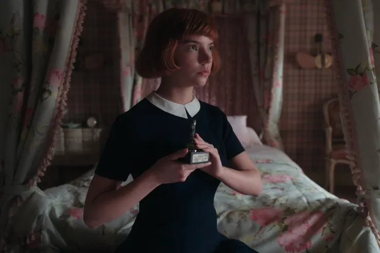 Beth在西洋棋競賽中有所斬獲,逐漸成名