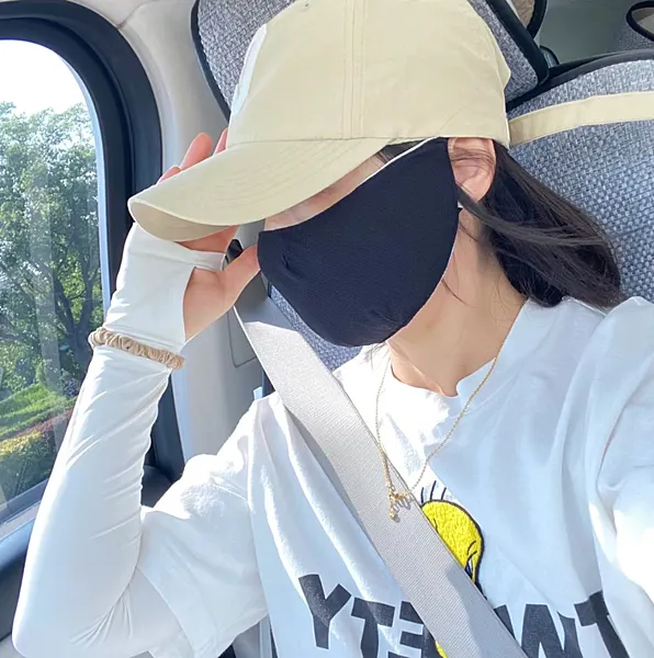 我的50歲更年敏感、熱潮紅、消法令紋,好用平價保養推薦