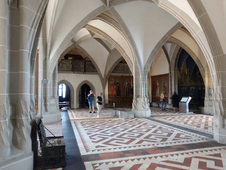 虛擬與實境比對