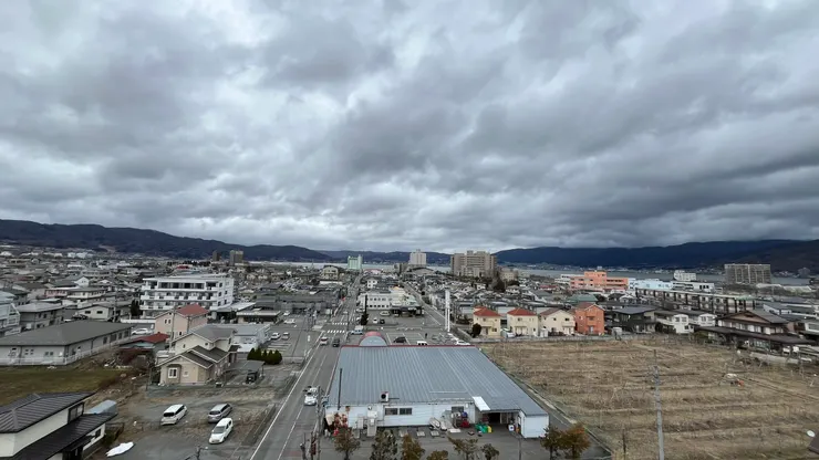 高度大約 18.7 公尺。