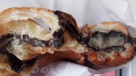 [台北美食]與眾不同、價格實惠的甜甜圈，華甜甜圈甜點店顛覆市