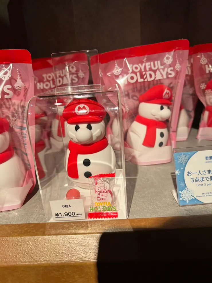 我買了這個瑪利歐聖誕老人造型糖果🍬