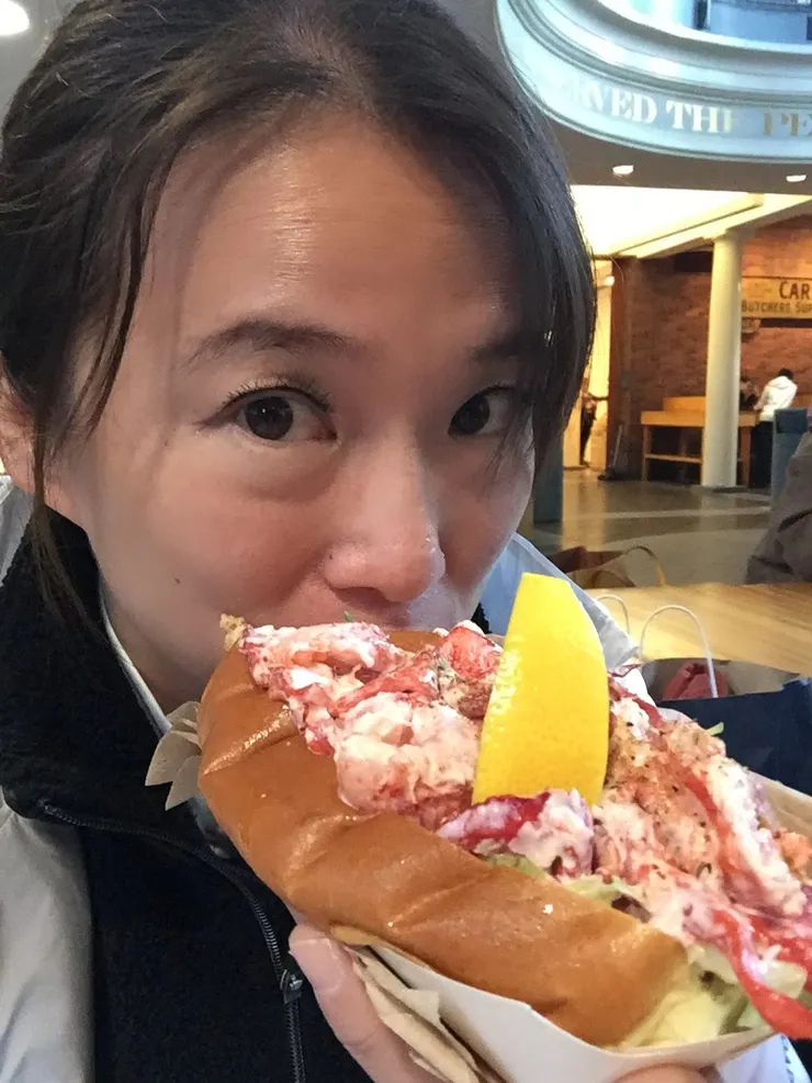 在波士頓的龍蝦堡份量大而且扎實多了