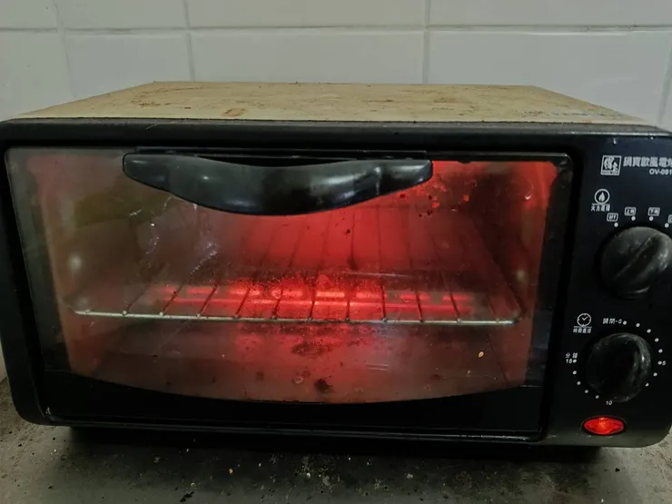 烤箱先預熱1分鐘喔