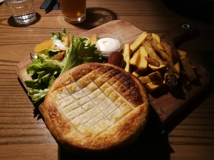 第一天的晚餐(PIE OF THE BAY)