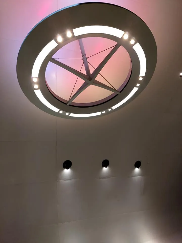 不管在什麼季節、什麼時段到衛武營，光是走在建築本體，都有不一樣的新發現。