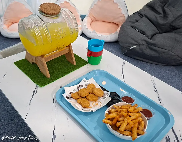 ▲嘉義「好想兔海洋探險島」泡泡屋/圖片來源：Betty's Jump Diary