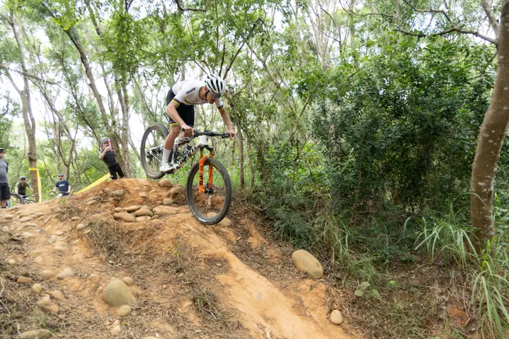 版權所有：Giant Bicycle, Inc，請勿隨意轉貼