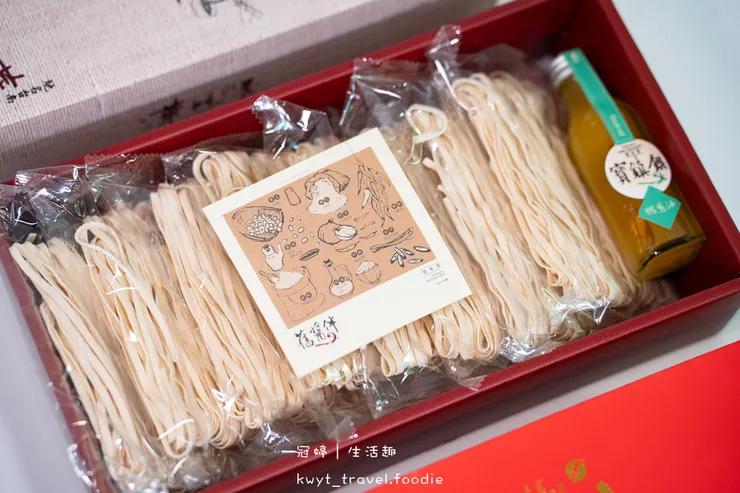 [2026冷凍料理包推薦]華味香鴨肉饗宴，最強冷凍料理包！只要一個蒸籠，10分鐘開席