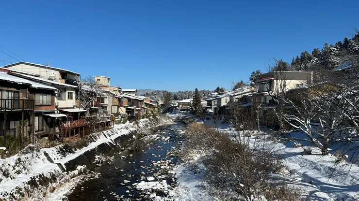 尤其雪天散步，別有一番風味。