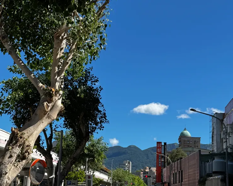 拍攝於2025年6月30日，離末日來臨還有四天