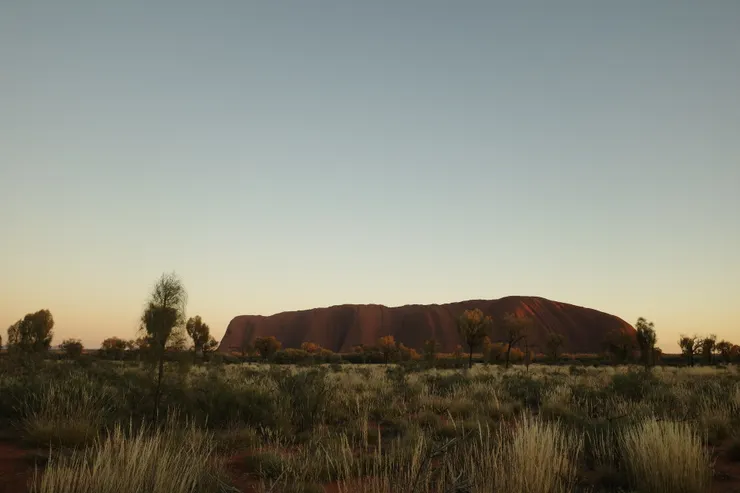 早上七點的烏魯魯(Uluru)