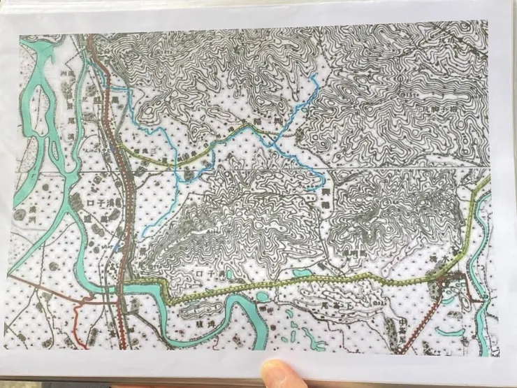 淺藍色標記為天然溪流萬盛溪