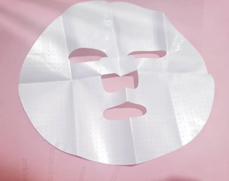 艾珞皙北歐極地果漿誘白面膜