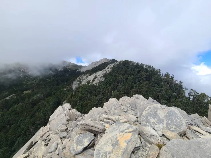 陶賽峰頂