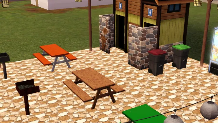 我真的把公廁門口跟桌椅有些距離，也不對正，不想讓坐橙色桌的人不舒服。