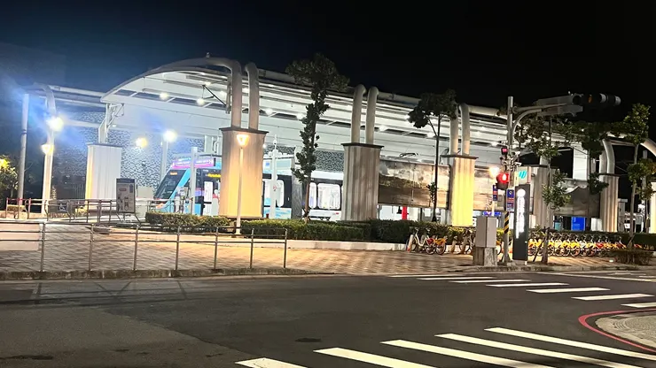 淡海輕軌藍線漁人碼頭站