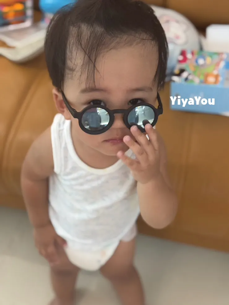 媽媽的休閒娛樂活動之一：搞笑打扮兒子(誤)