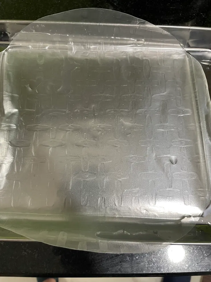 米紙沾水軟化