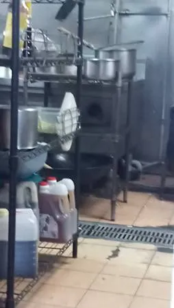 [台北美食]四十五年老店皇上皇港式燒臘，從小吃到大、老台北人