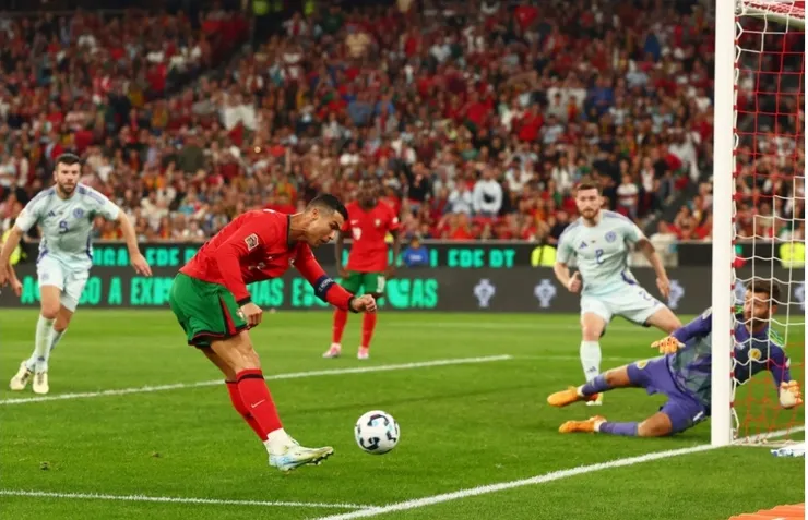 C.朗拿度近門射入助葡萄牙反勝2:1