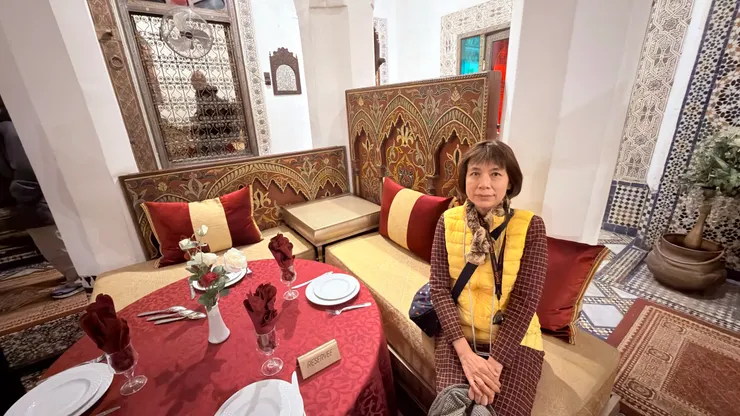 用餐的包廂是原來的一個房間