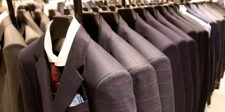 完美西裝挑選與穿搭技巧,展現自信與品味 | ROYAL GREEN