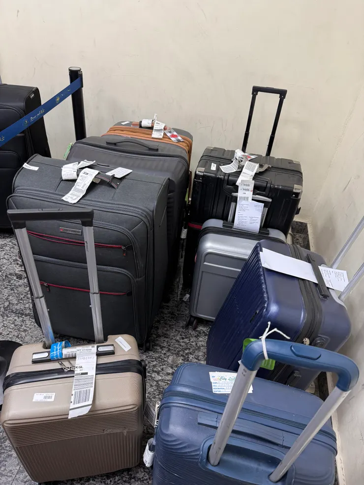 可憐的行李認領區